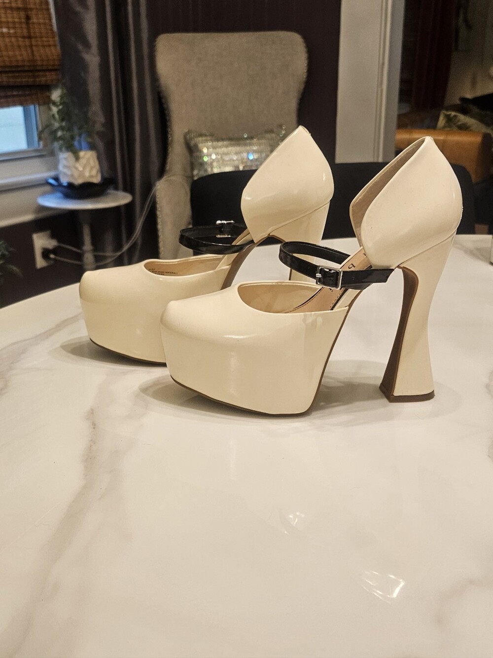 Gianni Bini Cream Patent Platform Mary Jane Heels with Black Strap